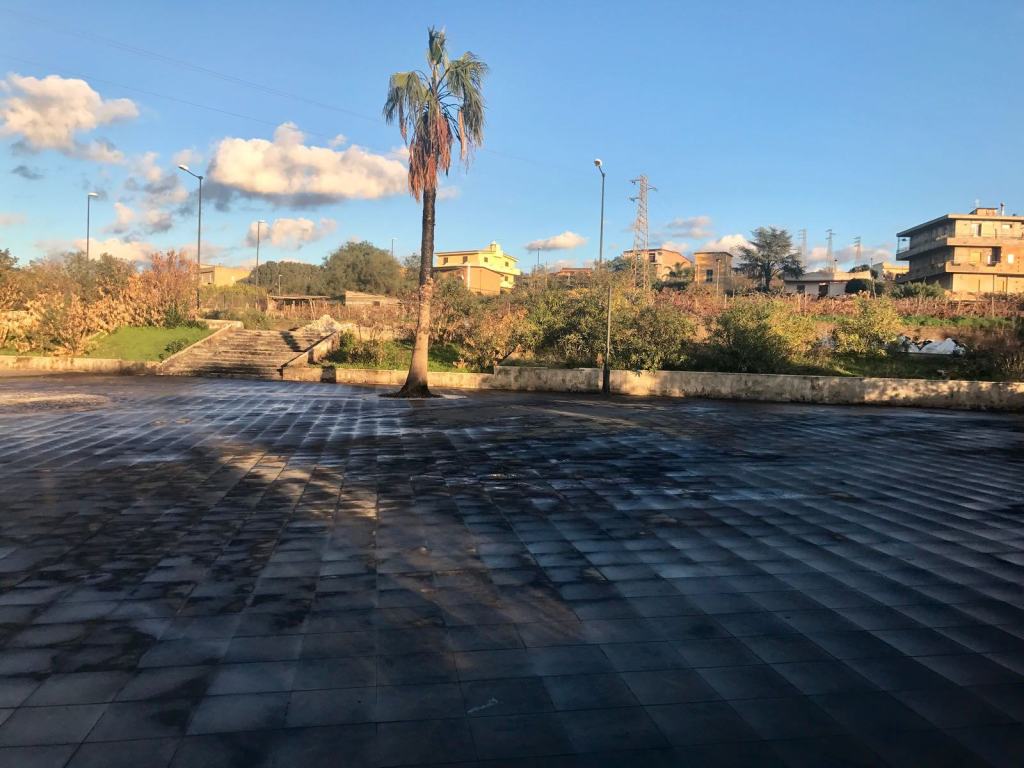 Ad Arghillà la piazza di Modenelle risorge dal degrado