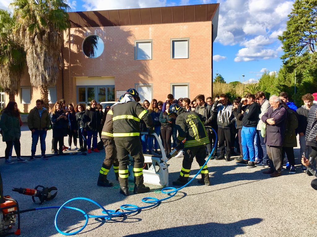 “Si fermi chi può”, convegno sulla sicurezza stradale a Locri 