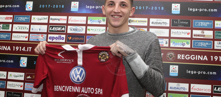 Reggina, Armeno: “Orgoglioso di vestire la maglia amaranto”