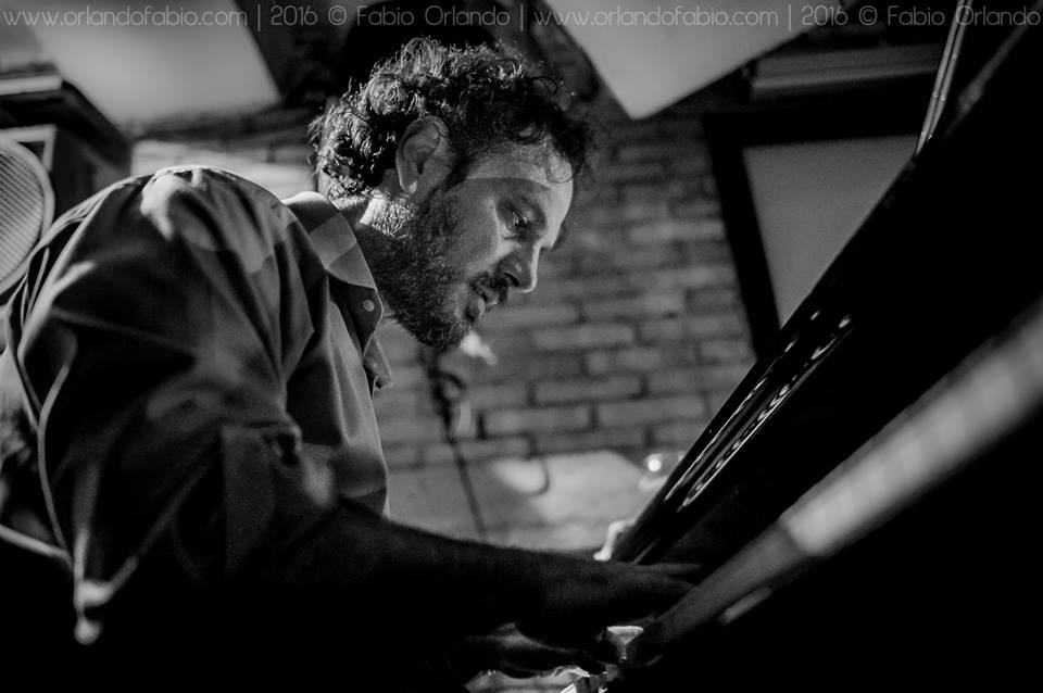 Continua la raffinata rassegna musicale al Jazz Club Room 21 di Soverato