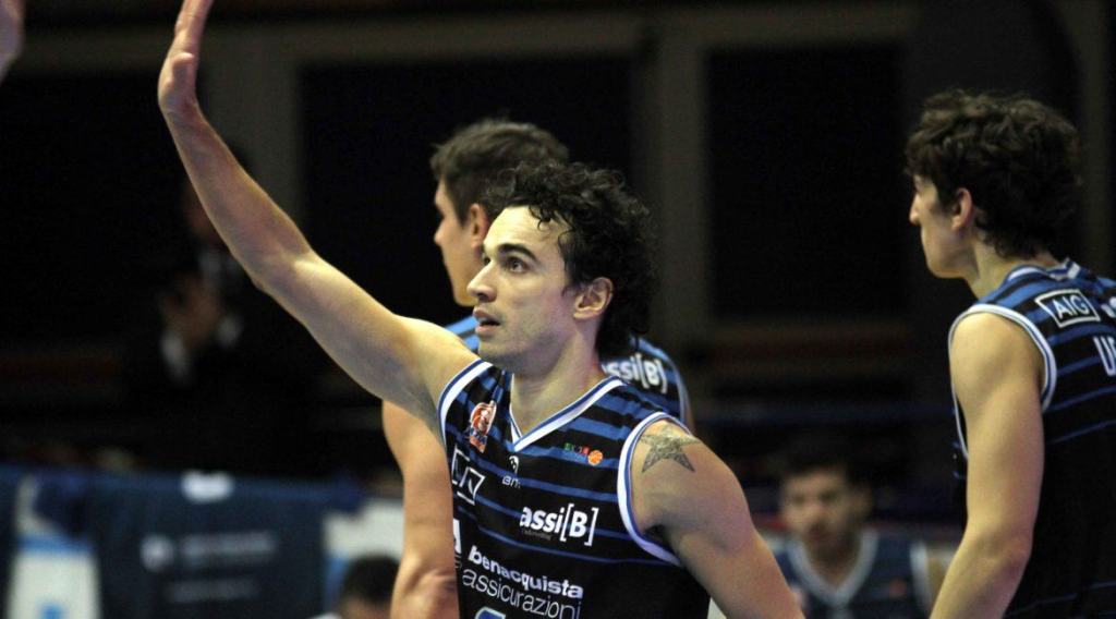 Basket – Primo movimento in uscita per la Viola