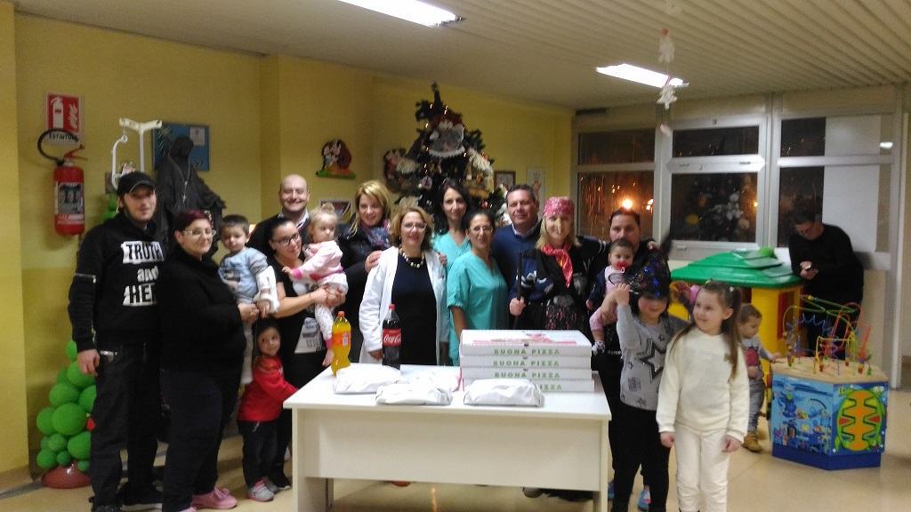 Lamezia: inaspettata visita da parte della Befana ai degenti del reparto di pediatria