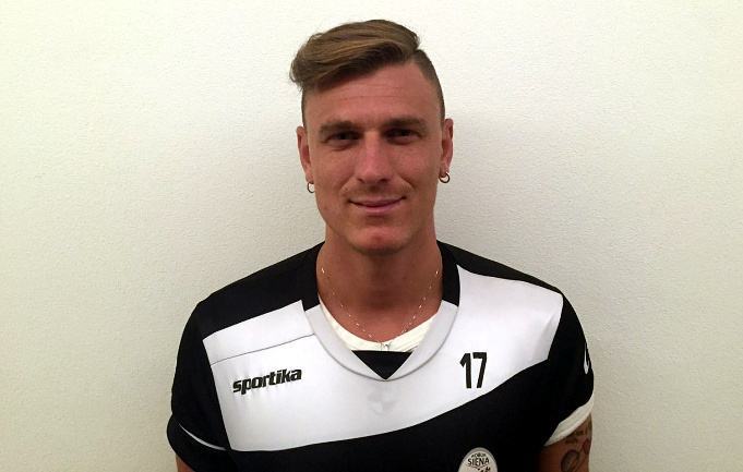 Reggina, Castiglia vuole l’amaranto. Ma c’è un intoppo…