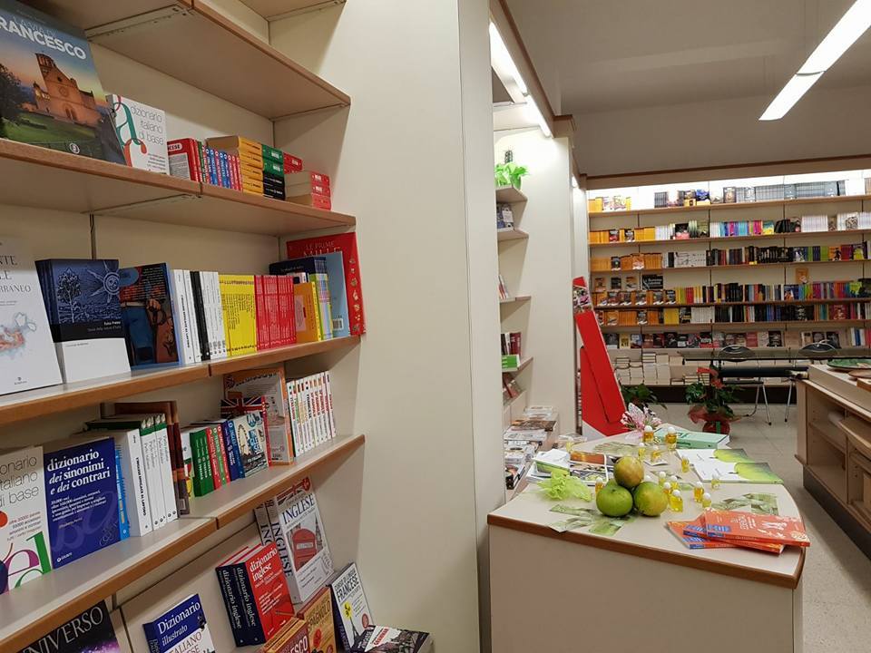 Leggendo tra le righe e Dimensione Cultura presentano “Droide è la notte”