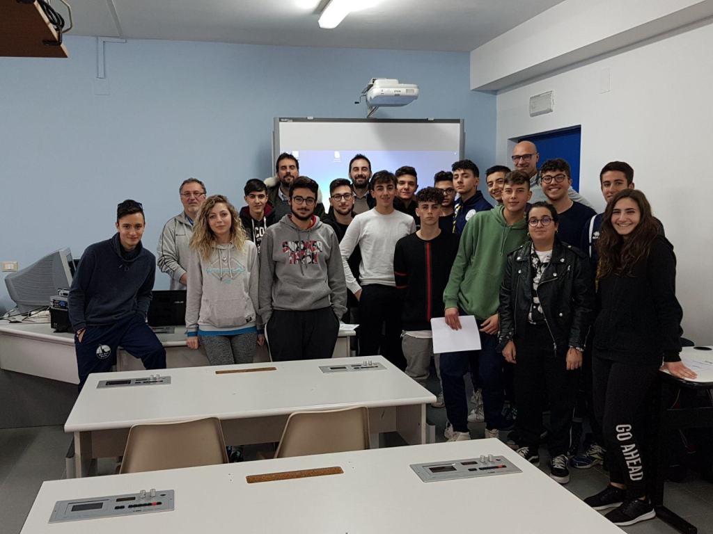 Cosenza – Minibasket e scuola a tutto campo