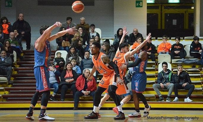 Letale l’ex Rullo per la Viola che trascina Cagliari alla vittoria – FOTO
