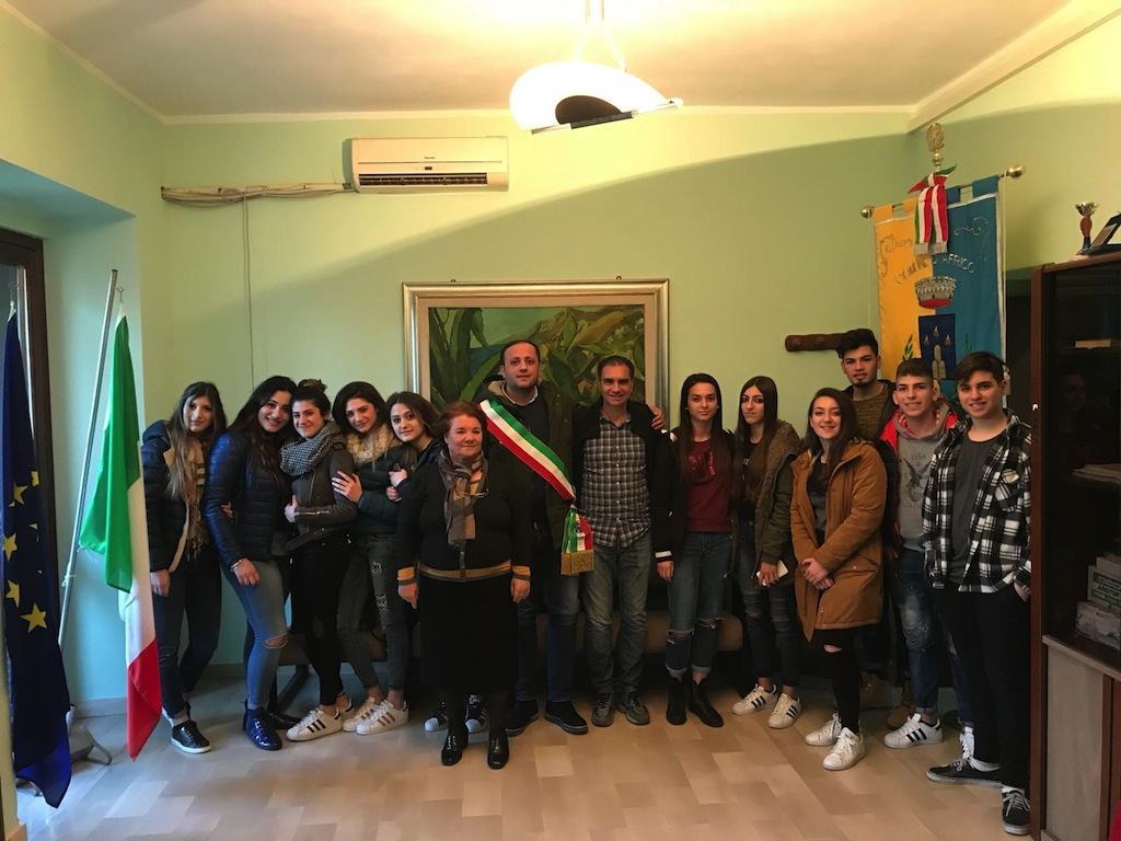 Africo apre le porte a 15 studenti dell’Euclide di Bova e del Mazzini di Locri