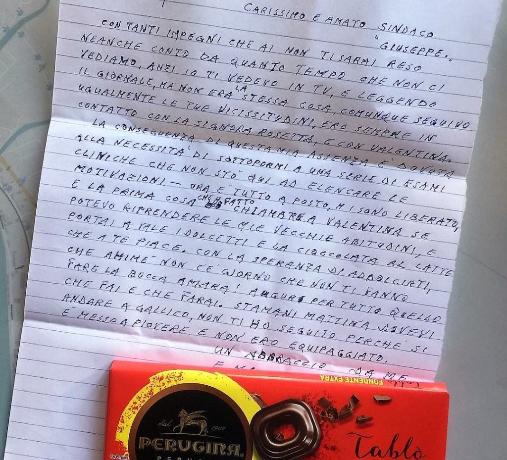 Una lettera e un dolce ogni giorno da 3 anni. Il Sindaco ringrazia un devoto cittadino