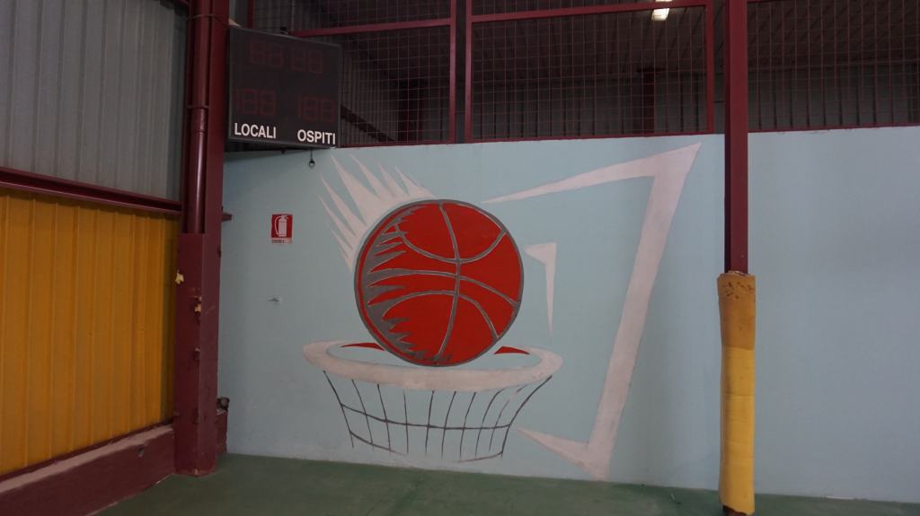 Reggio Calabria – Lo storico Scatolone si è rifatto il look (FOTO)