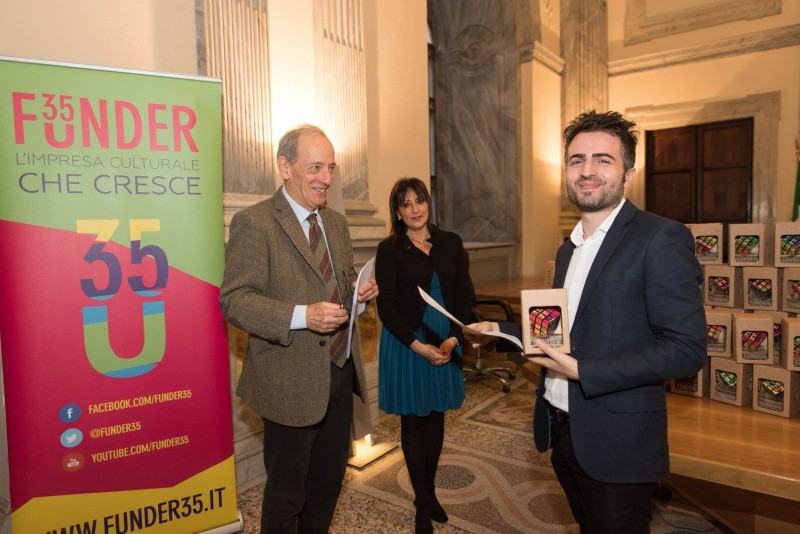 Funder35- Premio - Presidente ass Giuseppe Mazzacuva