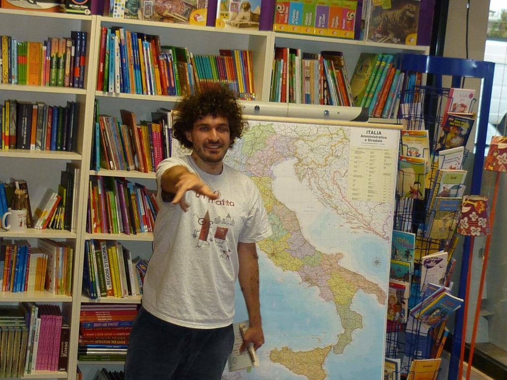 D’Ignazio inizia gli incontri di “Storia di una matita. A casa”