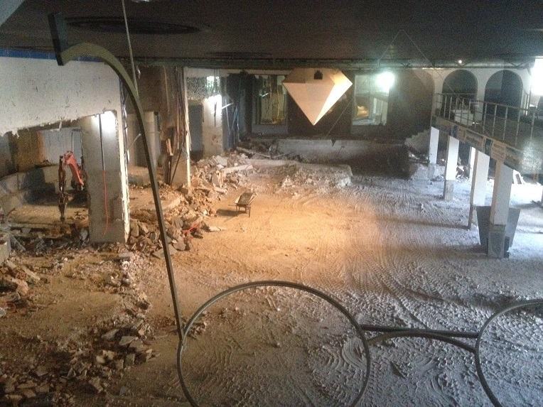 Reggio Calabria saluta un pezzo di storia: addio alla discoteca Maharaja
