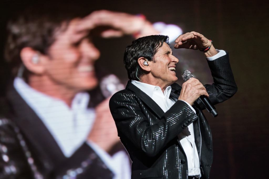 Gianni Morandi a Reggio Calabria verso il tutto esaurito