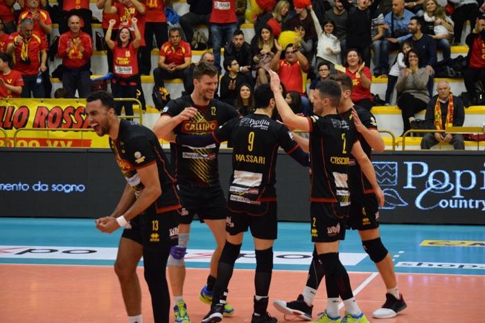 Volley – Ottavi Play Off, gara 1 è della Tonno Callipo