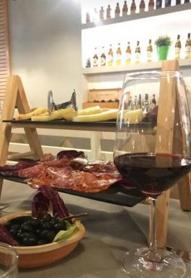 salumi e vino hostaria