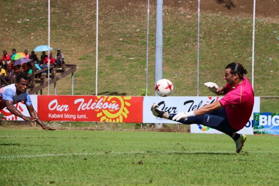 Fabrizio Pratticò, il portiere giramondo: “Dalla Svezia alle Fiji, vi racconto un calcio nuovo”