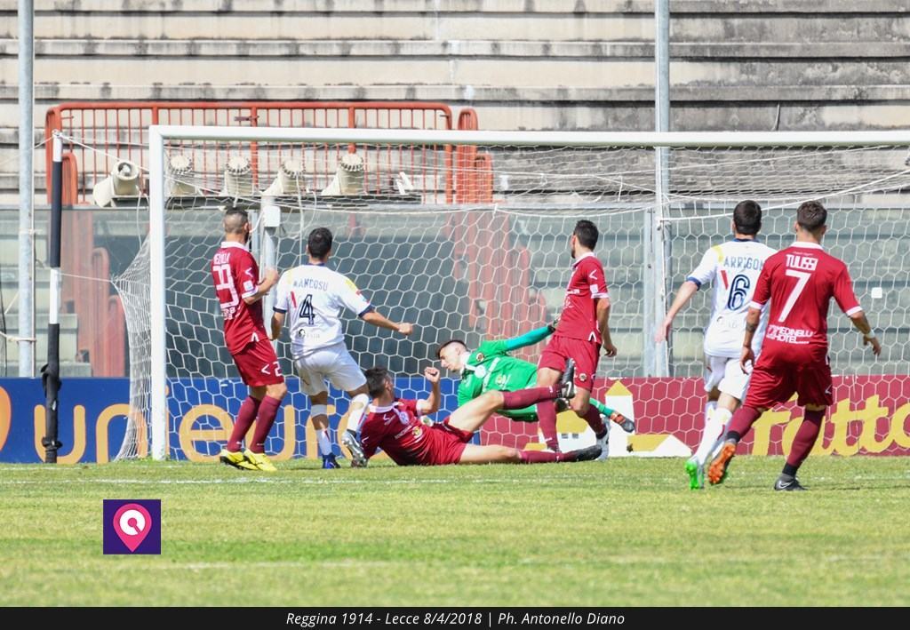 Un gol e un tempo a testa. La Reggina pareggia sul campo della Sicula Leonzio