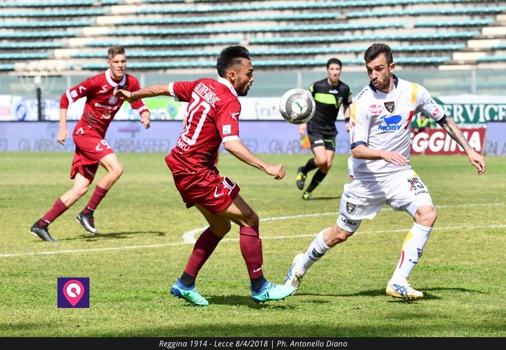 Reggina subito in vantaggio, bel gol di Sparacello