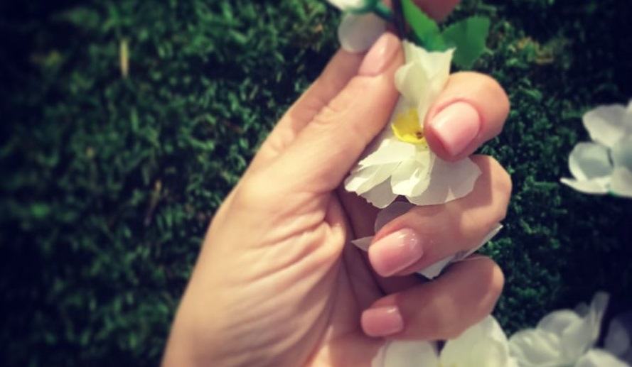 Lhab – Nature, donne ‘tirate fuori le unghie’ con il semipermanente!