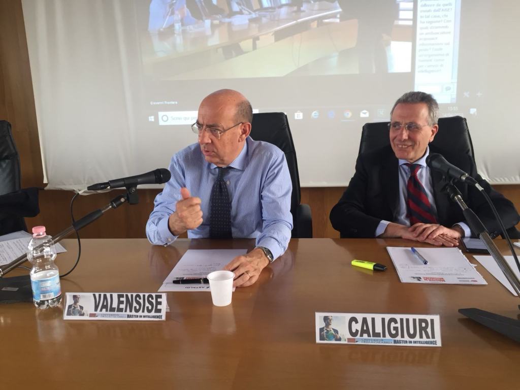Intelligence, Michele Valensise al Master dell’Unical