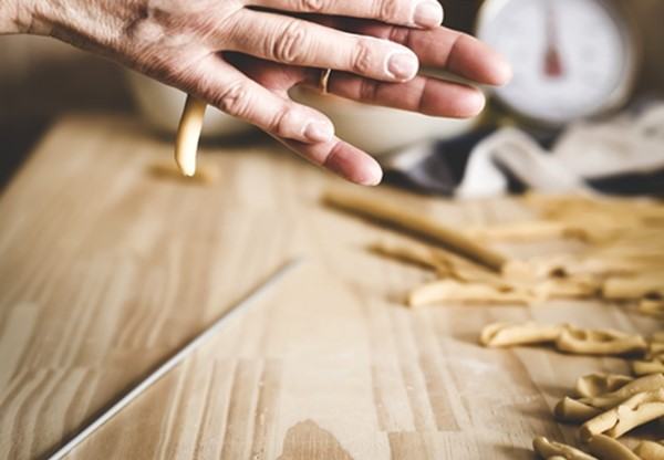 “Maccheroni calabresi”, ecco come prepararli con il ferretto