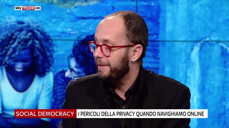 Sky Tg: “La fabbrica di fake news italiane si trova a Taurianova”
