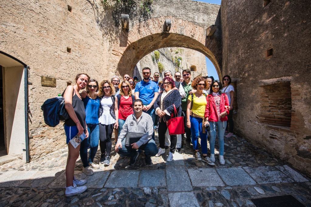 A spasso nel mito, il trekking urbano fa tappa a Scilla
