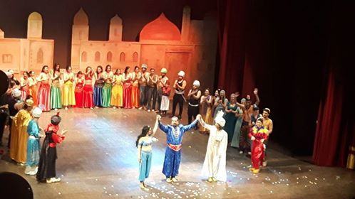 Le notti d’oriente incantano il Cilea: grande successo per il Musical di Attendiamoci