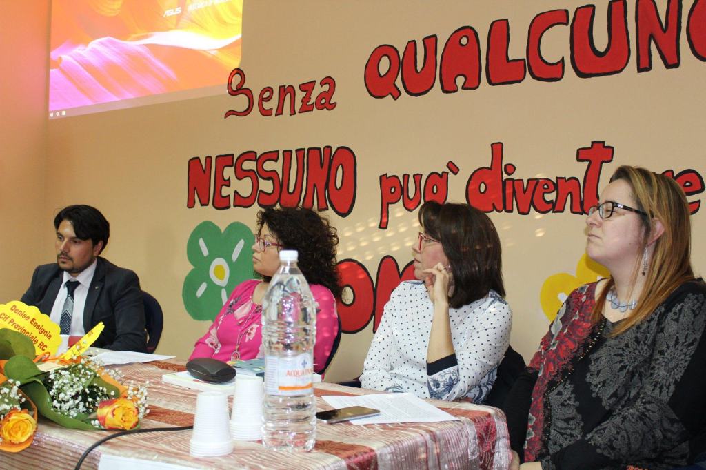 La bellezza della diversità delle donne è celebrata da Nuova Solidarietà