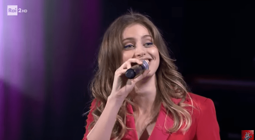 Una “bambola reggina” ospite nella finale di The Voice – VIDEO
