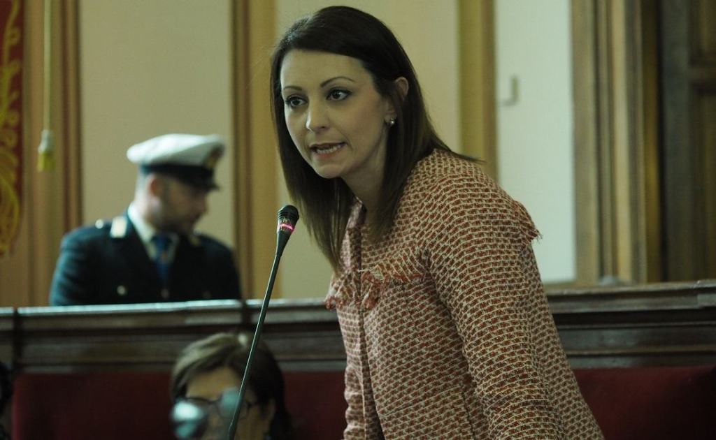 Reggio, mancato pagamento buoni libro. Calabrò: “Iniziato il rimborso”