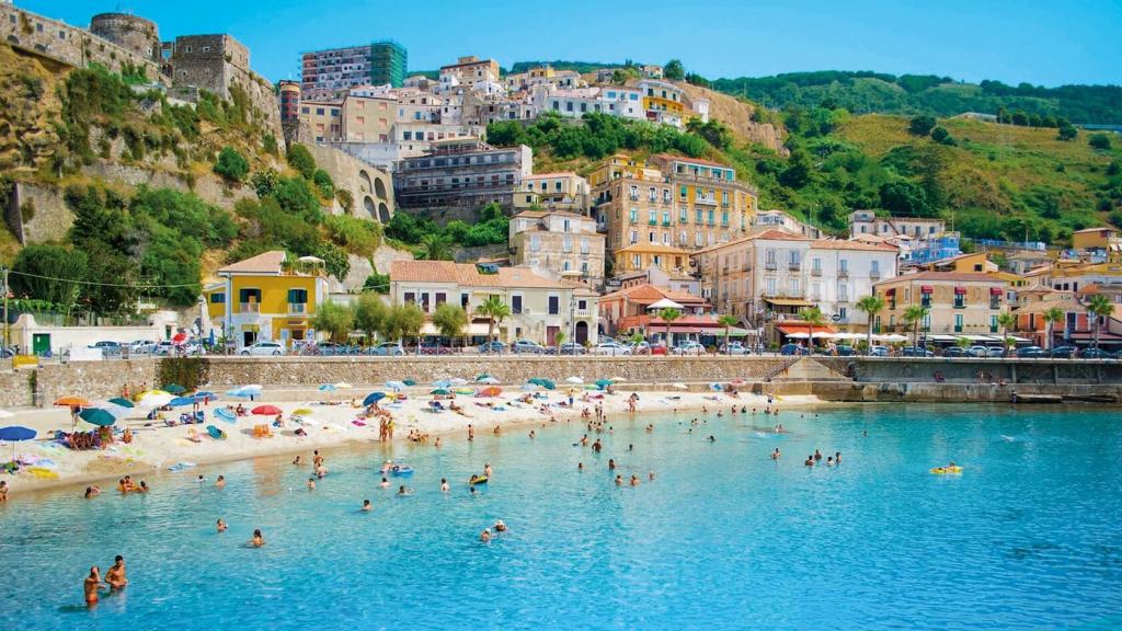 Giro d’Italia con Virail: la Calabria tra le tappe consigliate dalla piattaforma internazionale