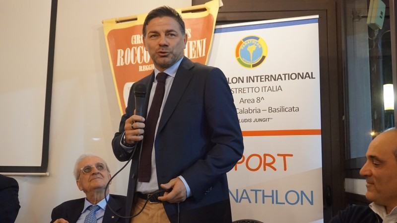 Cozza: ‘Reggina, continua così. Tifosi straordinari. C’è un giocatore che mi somiglia’