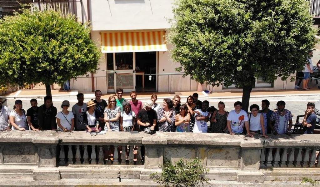 Belmonte Calabro, la Rivoluzione delle Seppie presenta Crossings