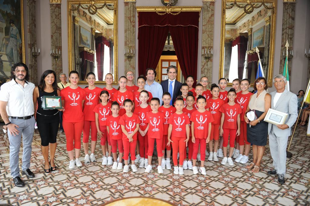 Ginnaste della “Virtus Reggio Calabria” premiate dal sindaco Falcomatà