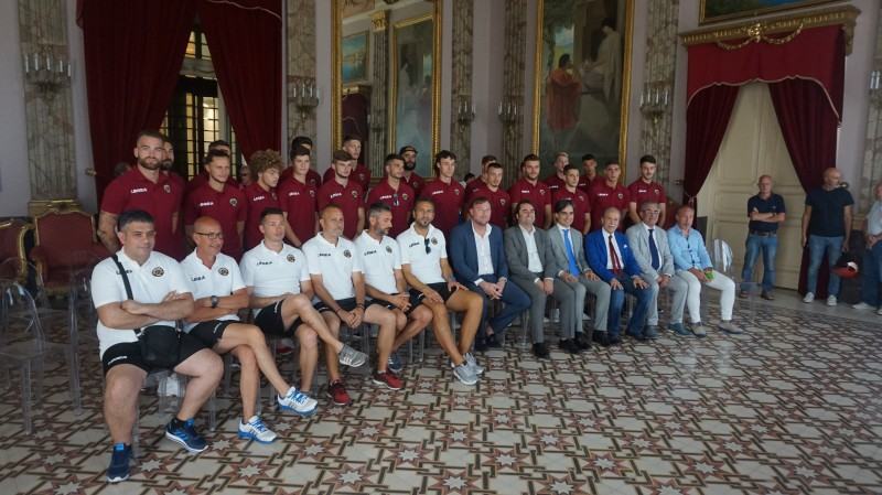 Reggina in tour. Ultima tappa presentazione a Reggio Calabria