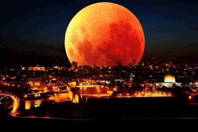 Arriva la “Luna di sangue”, sarà l’eclissi totale più lunga del secolo