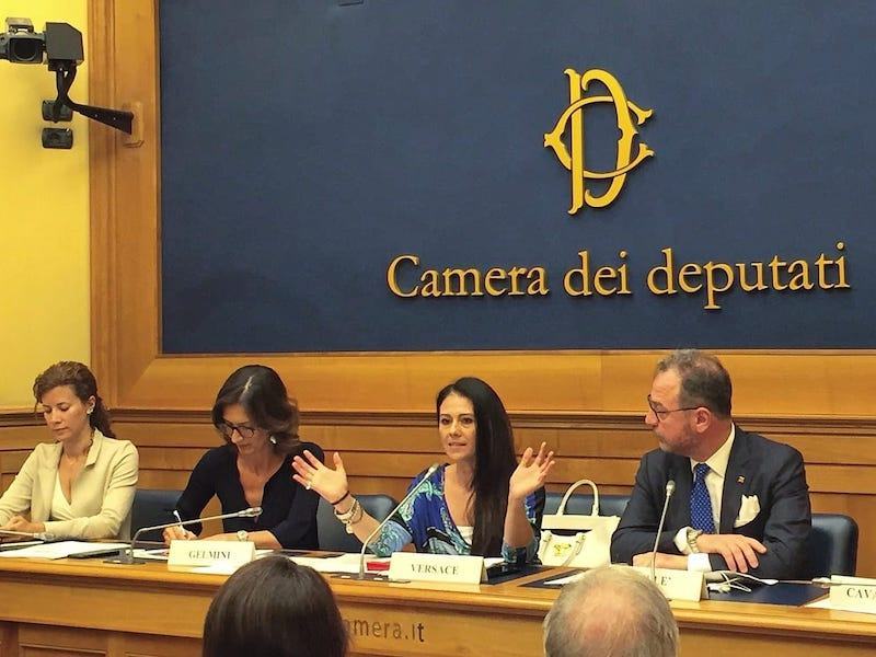 Prima proposta di legge per Giusy Versace: “Lo sport è un diritto di tutti”