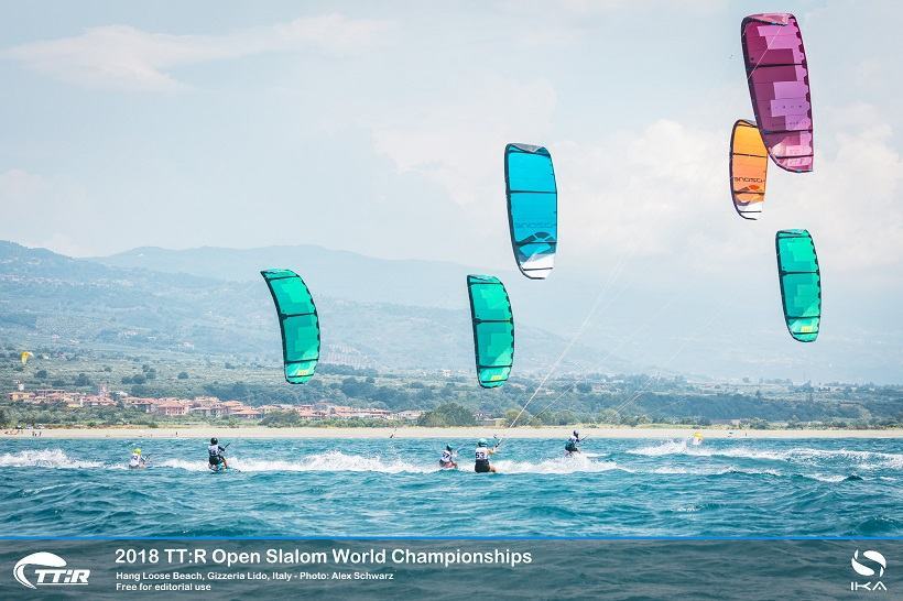 Mondiali di Kitesurf, si chiude la seconda giornata di gare. In grande spolvero i dominicani