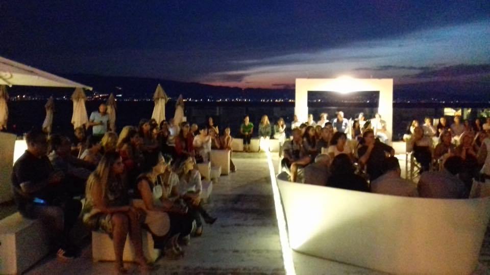 All’Emily’s si discute il futuro dei giovani con le donne di “Re Azione”