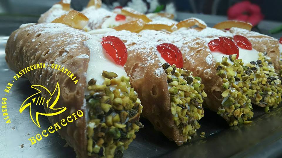 Alla pasticceria Boccaccio torna la “Sagra del cannolo”