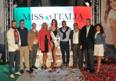 Miss Eleganza Calabria 2018 Antonietta Vanzillotta e la giuria di Dipignano