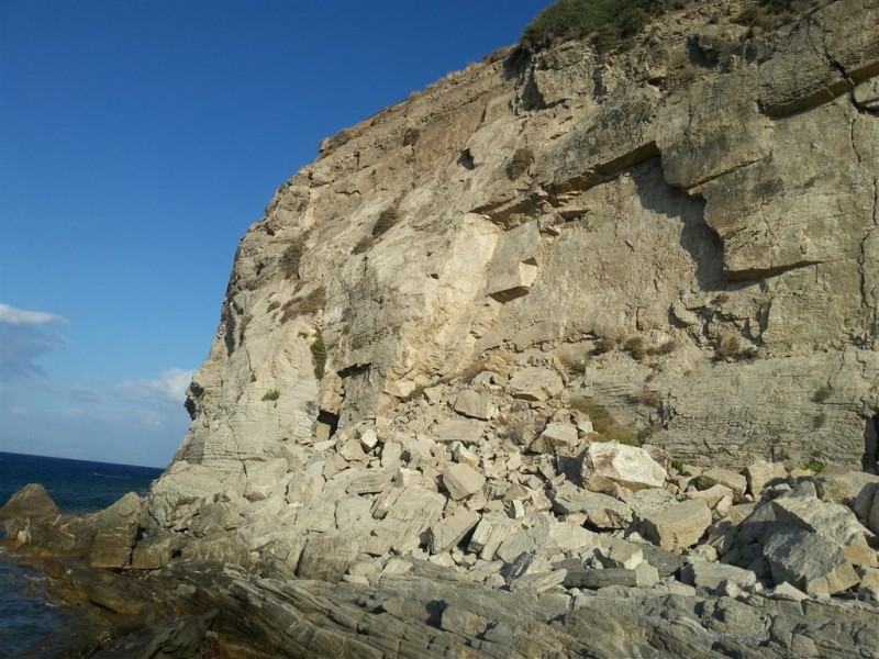 costone (6)