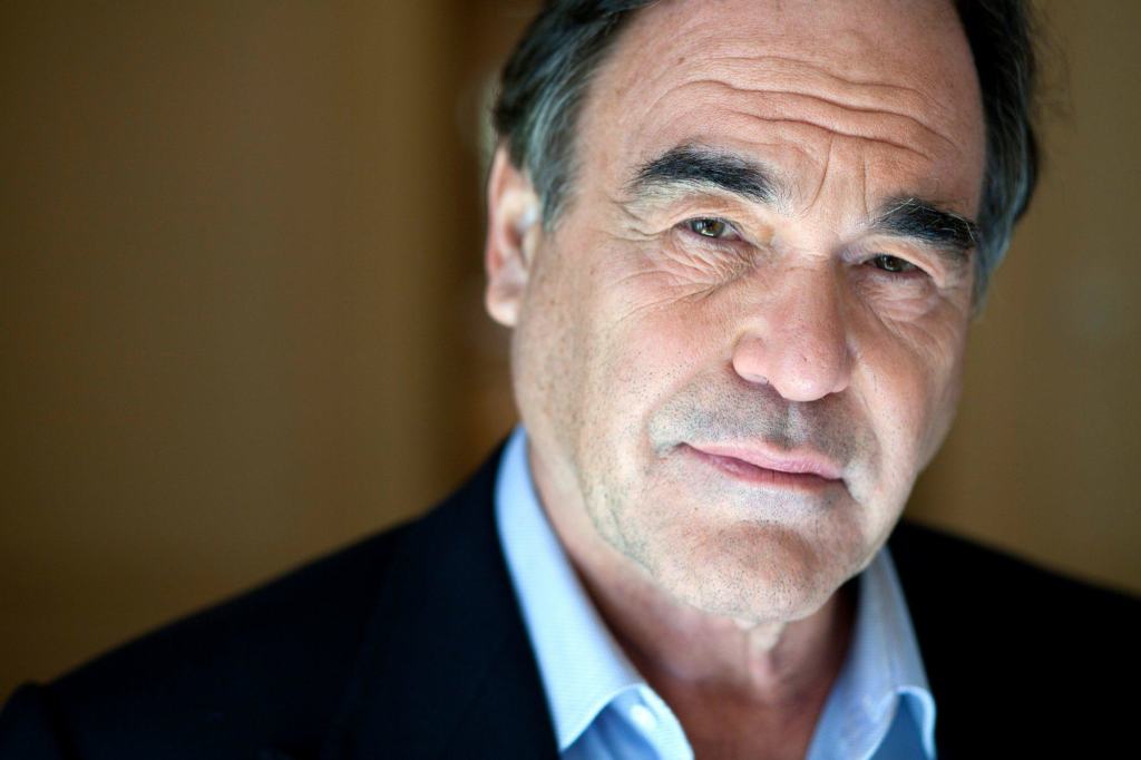 Oliver Stone al Magna Graecia Film Festival: “Questa terra merita di essere conosciuta”