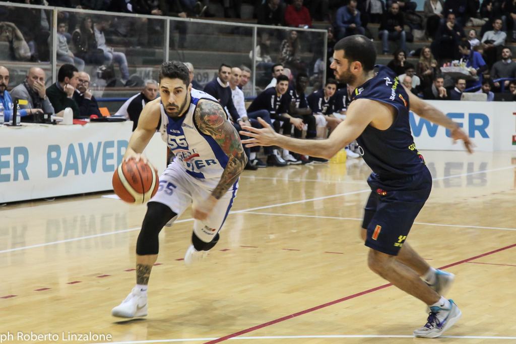Basket – L’esordio in B il Lamezia “costretto” a giocarlo a Reggio Calabria
