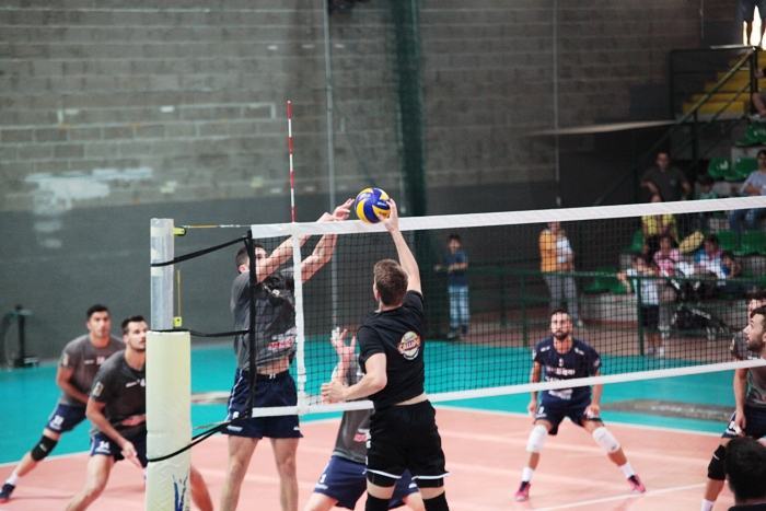 Volley – Tonno Callipo ko nell’amichevole con la BCC Castellana Grotte