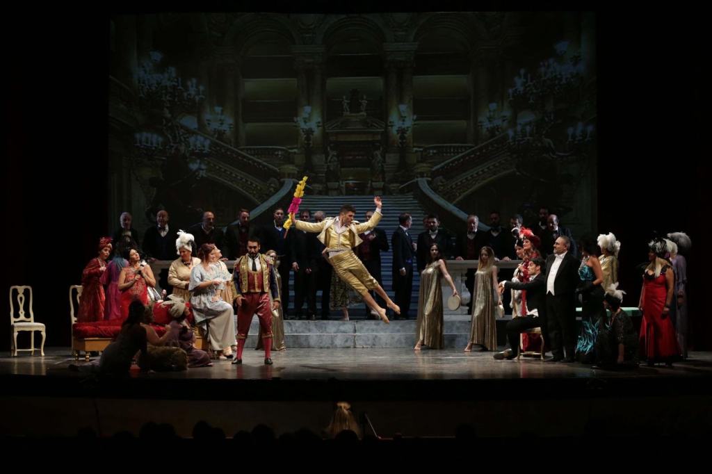 Sold out e applausi interminabili al Teatro Cilea per “La traviata”