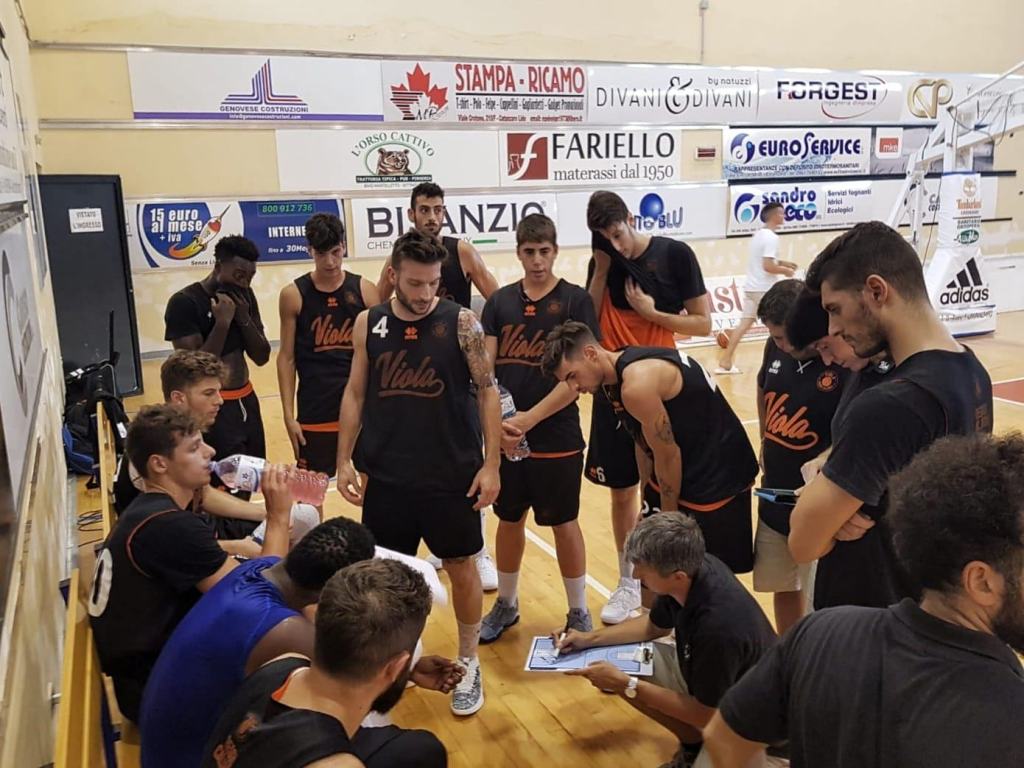 La Viola vince a Catanzaro. Buon test per i neroarancio