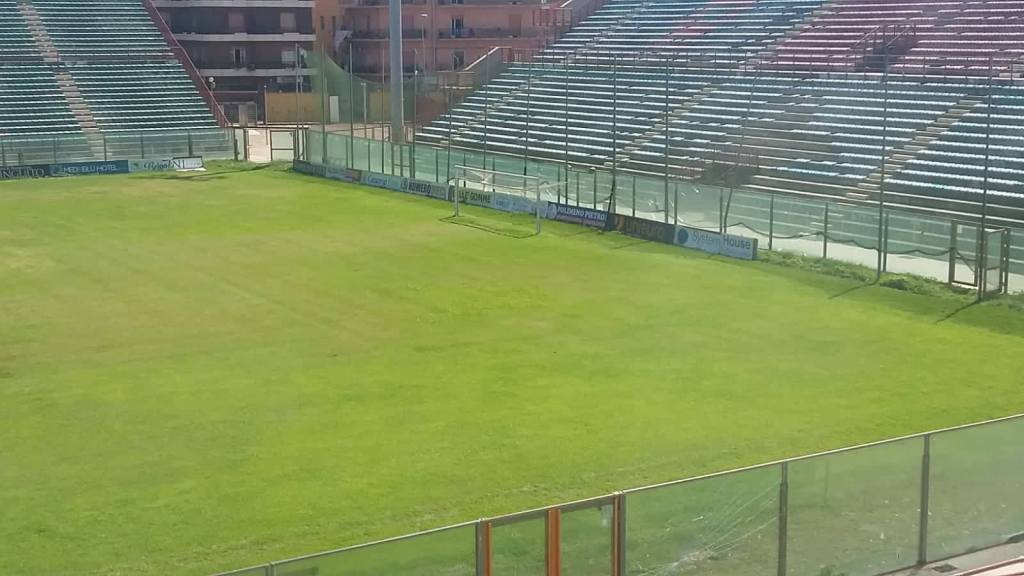 Reggina, le condizioni del Granillo continuano a migliorare – Foto