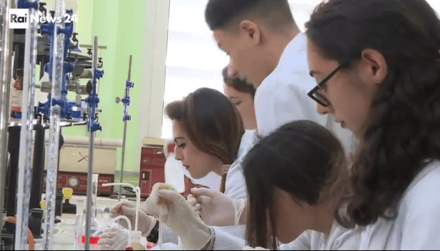 Alternanza scuola – lavoro, alla Rai si parla di Reggio Calabria: “Un’oasi di primati”